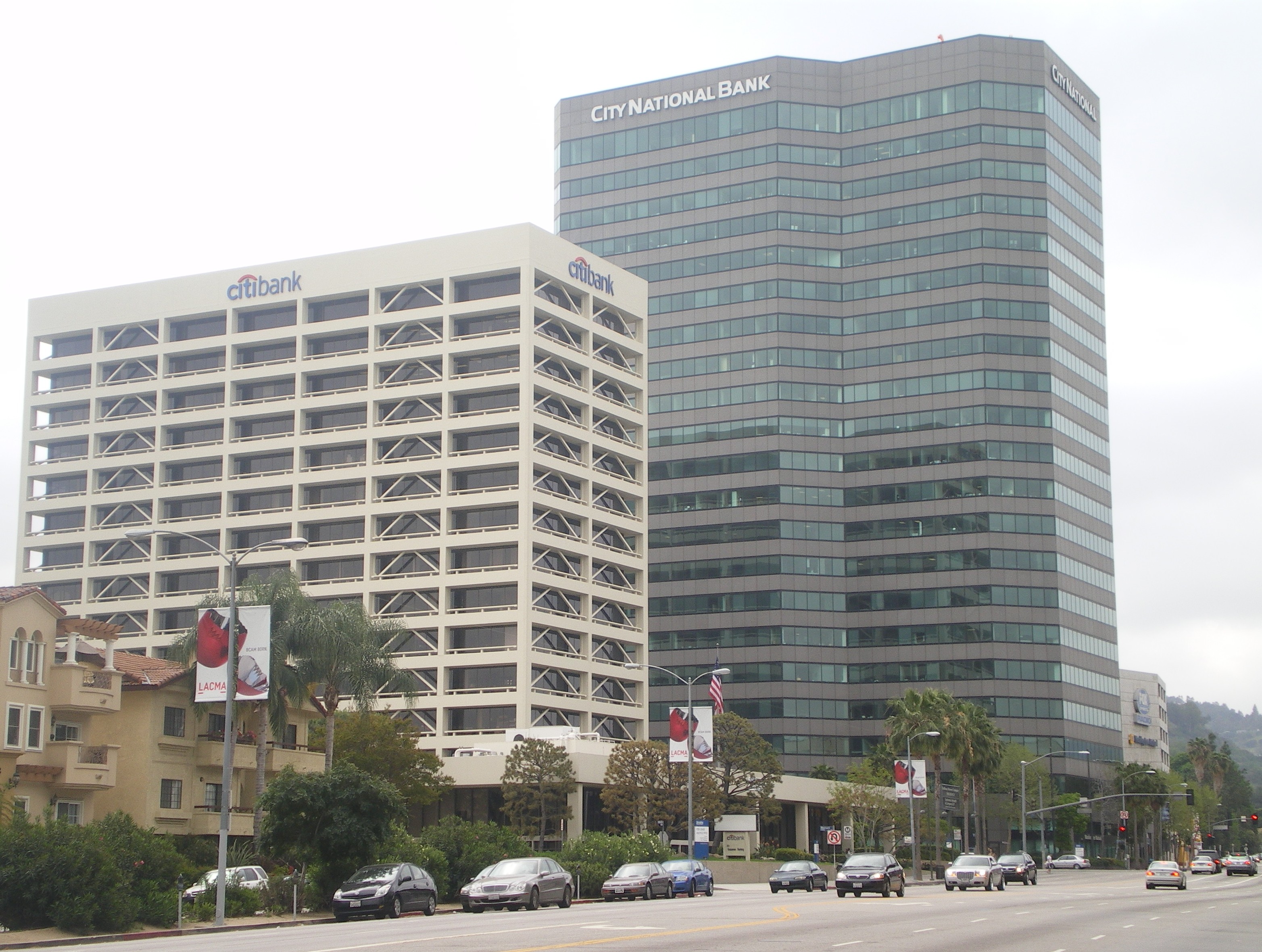 Citibank_and_City_National_Bank_Buildings,_Ventura_&_Sepulveda,_Sherman_Oaks